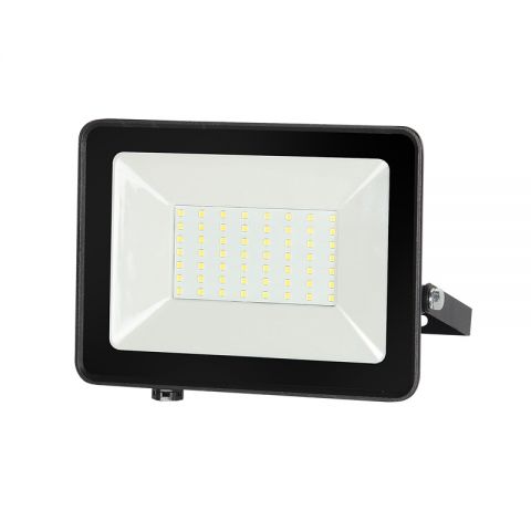 oświetlenie LED_led-pol.com_HALOGEN-DOMO-50W-CW-III_2.jpg